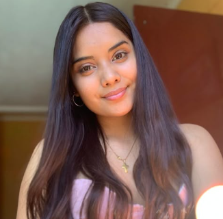 Lucia C.
